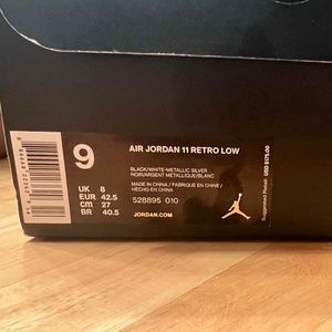 Air Jordan 11 Retro Low